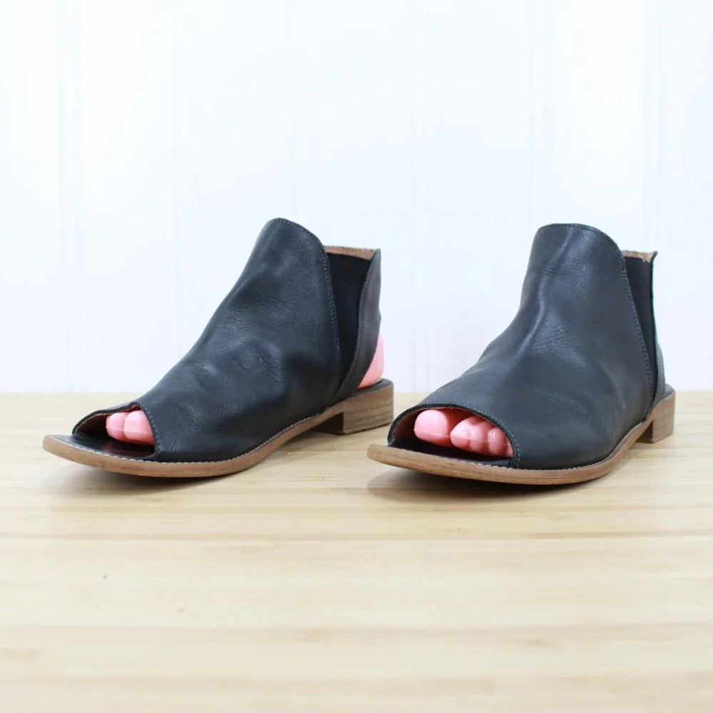 Musse & Cloud Ciara Black Leather Ankle Open Toe Booties Size 10 / 40 - Picture 2 of 9